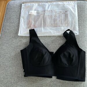 Woman’s back smoothing bra